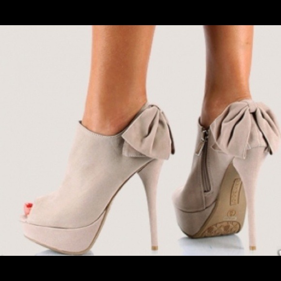bamboo open toe booties