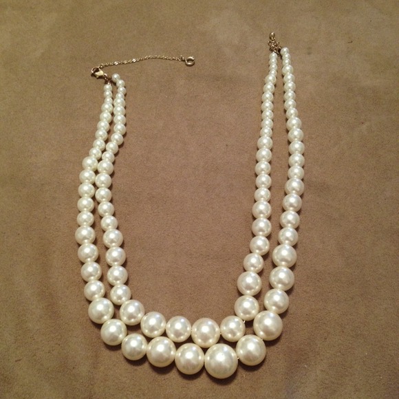Forever 21 necklace