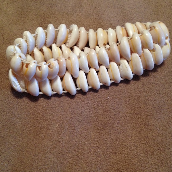 Shell bracelet