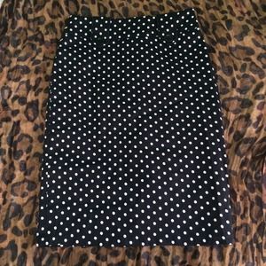 🚫 @bargainb_tch Polka dot pencil skirt
