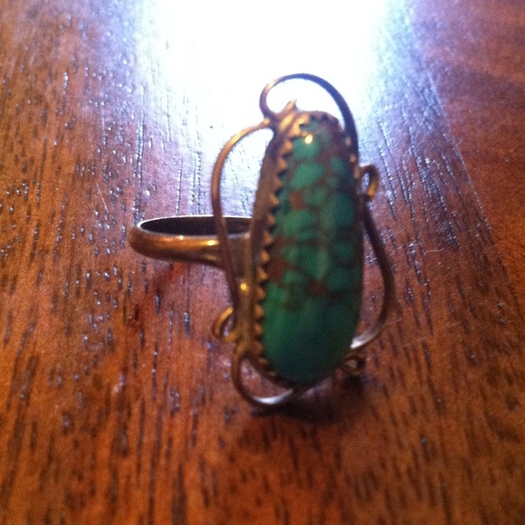 Vintage turquoise metal ring