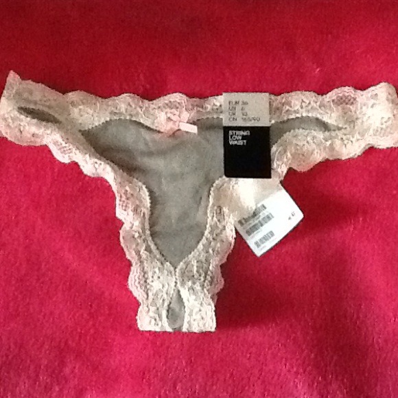H&M string low waist size 6