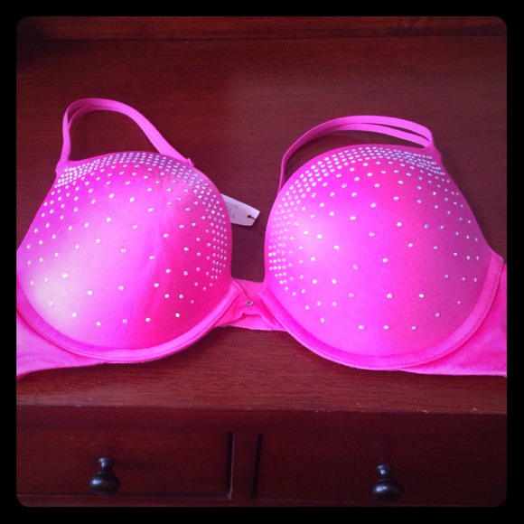 VS rhinestone bra and hello kitty shorts BUNDLE