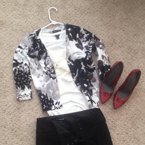 3/4 length Cardigan from express