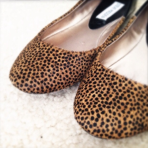 *RESERVED* Calfhair Animal Print Ballet Flats