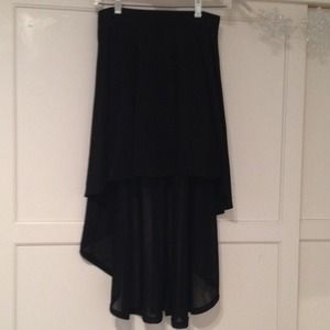 H&M black high-low skirt