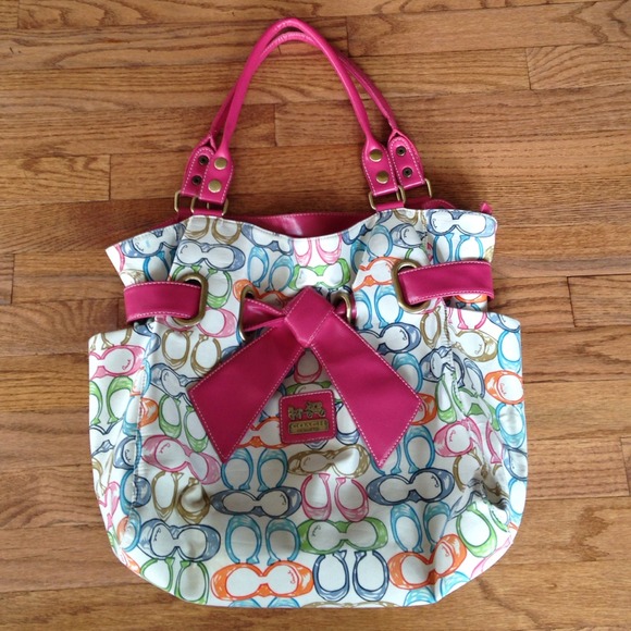 Adorable coach bag