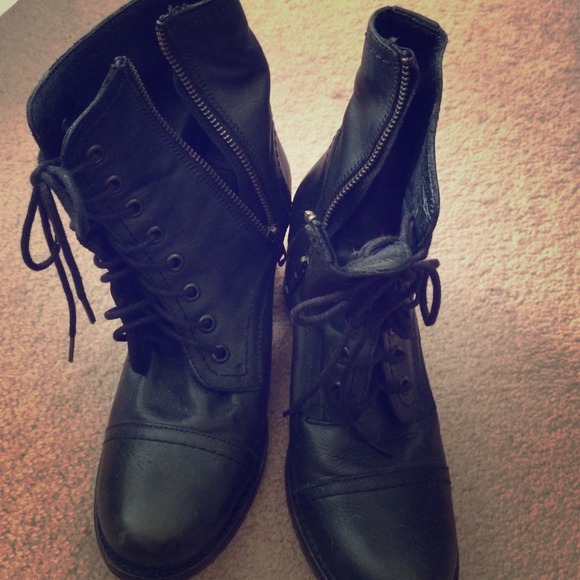 Steve Madden HEELED Troopa boots black size 6