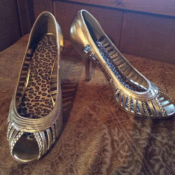 Charlotte Russe gold heels