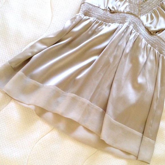 BCBGMaxAzria Tops - BCBGMaxAzria champagne woven top BCBGMaxAzria Tops - BCBGMaxAzria champagne woven top