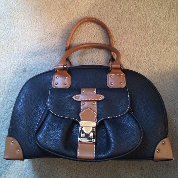 Black/Tan doctors handbag