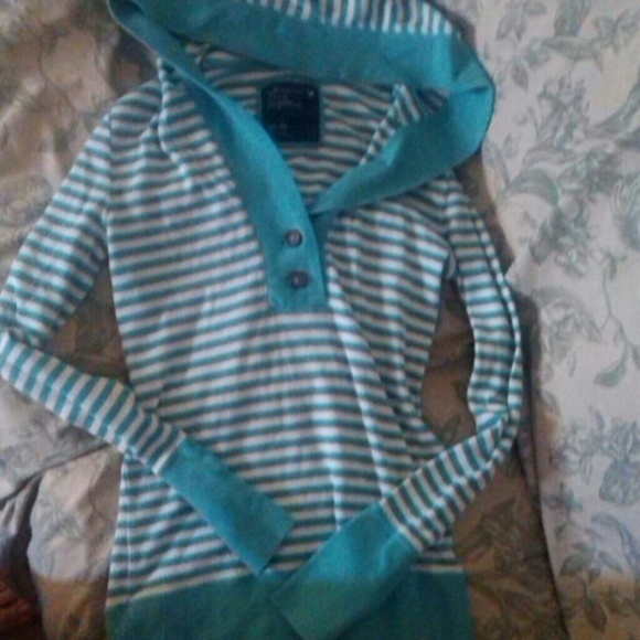 Long sleeve top