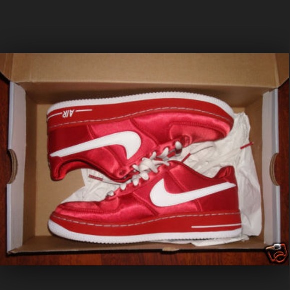 Valentine Nike Valentine Forces