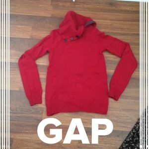 😊SOLD Red GAP sweater