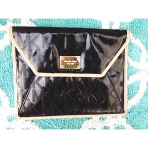 💥💥Michael Kors clutch/ wallet💥💥