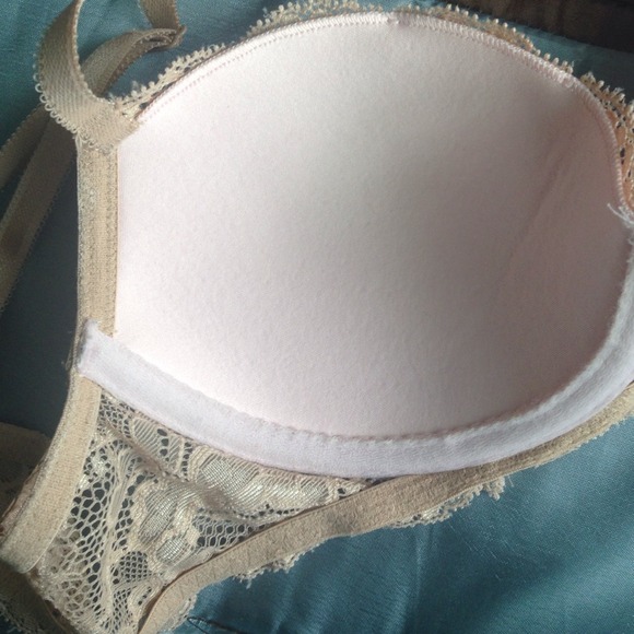 Victoria's Secret bra 34B - Picture 4 of 4