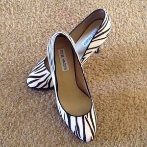👠Reduced!! Hot! Steve Madden Pumps!!