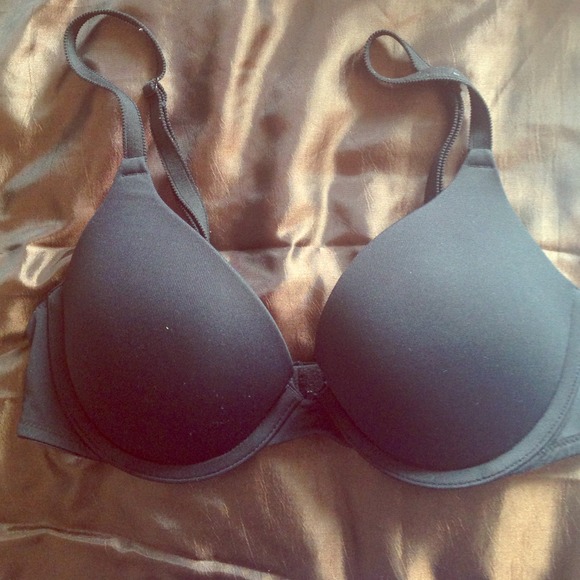 ❌SOLD❌ Victoria's Secret bra 34B - Picture 1 of 3