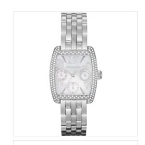 GENUINE MICHAEL KORS WATCH - GENTLY WORN 6-8 TIMES