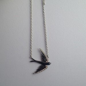 Black bird necklace