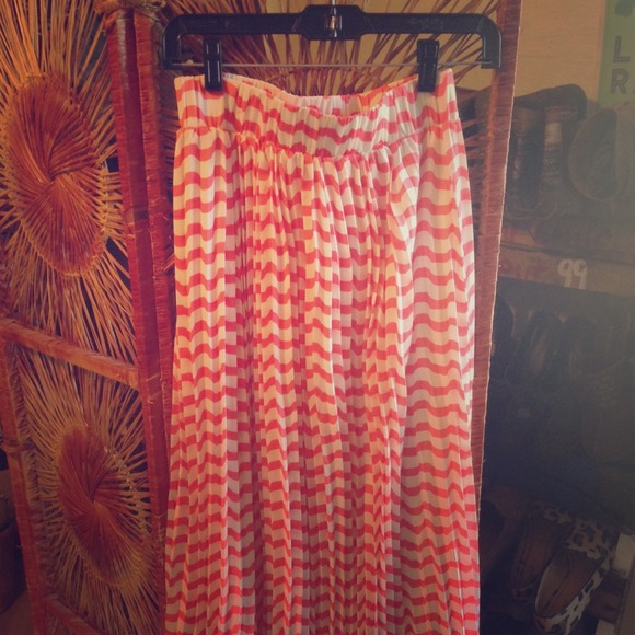 Gorgeous coral maxi skirt