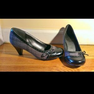 Mudd Black Dress Shoes