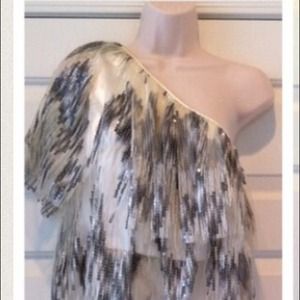 💖sale💖Beautiful sparkly knee length party dress.