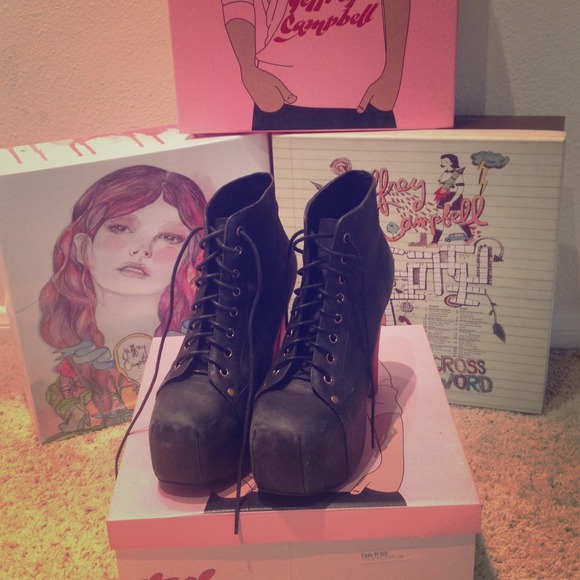 ⚠️SOLD⚠️Jeffrey Campbell Lita- black