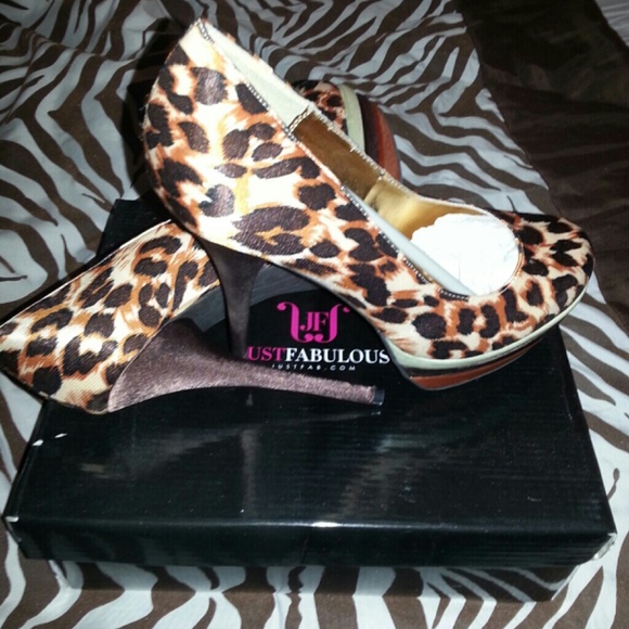 Cheetahs print heels *Just fab*