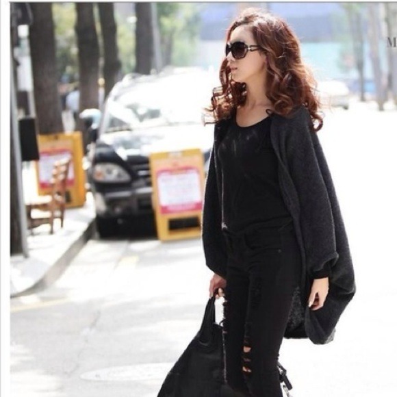 Sweaters - Oversized Grey Shawl Cardigan NWT