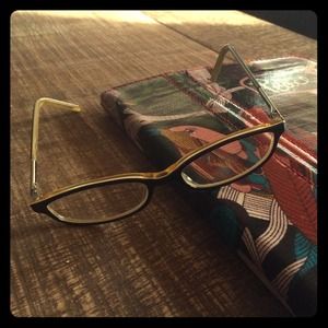 GUCCI READING GLASSES, *AUTHENTIC*