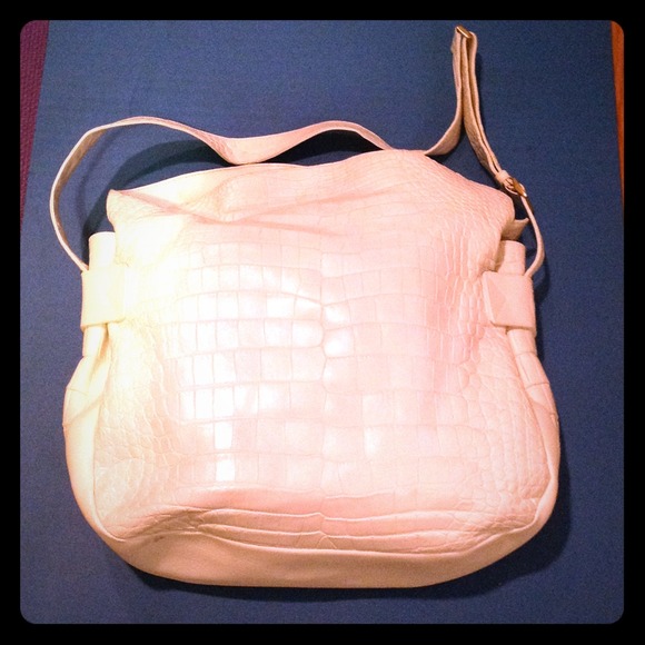 Gucci White Embossed Leather Handbag