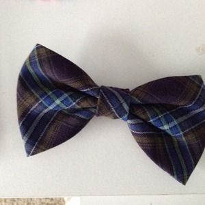 Plaid hair bow!