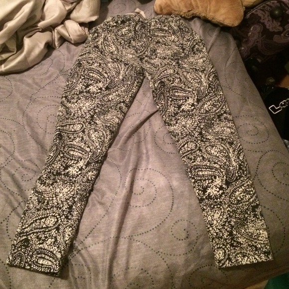 Thick patterned pants - Picture 3 of 4
