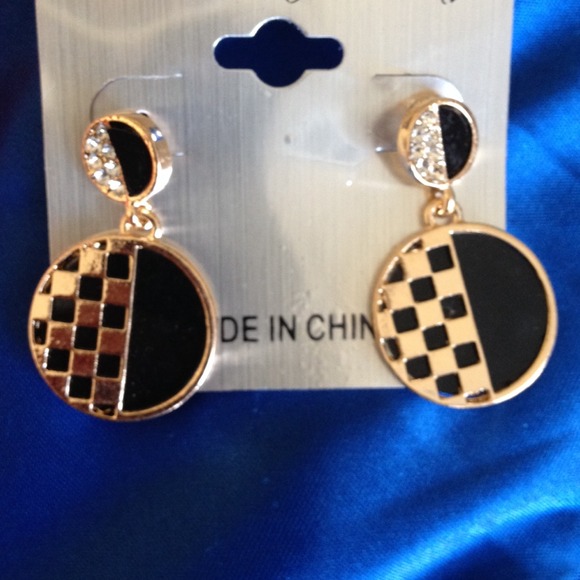 Black and gold earrings