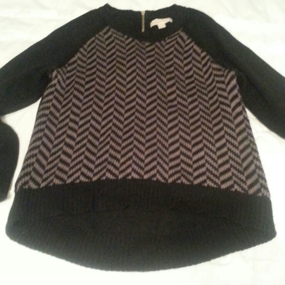 Michael kors sweater hi low medium like new