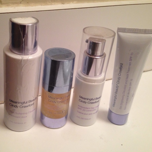 Cindy Crawford beauty set