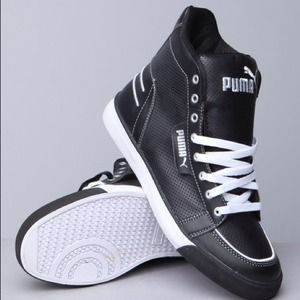 💙 Hooper High Top Puma Sneakers 💙