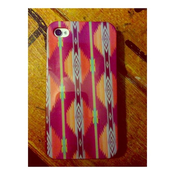 Purple IPhone 4/4s Case.