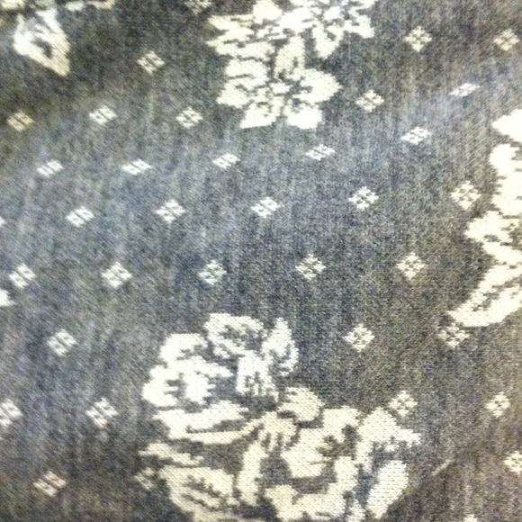 -BUNDLED-Gray Floral Cardigan NWOT - Picture 2 of 2
