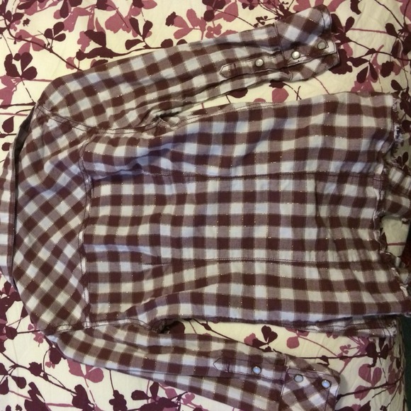 Guess flannel button up - Picture 4 of 4