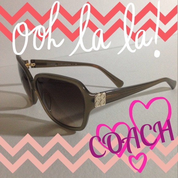 🚫SOLD🚫Coach sunglasses Bella L909