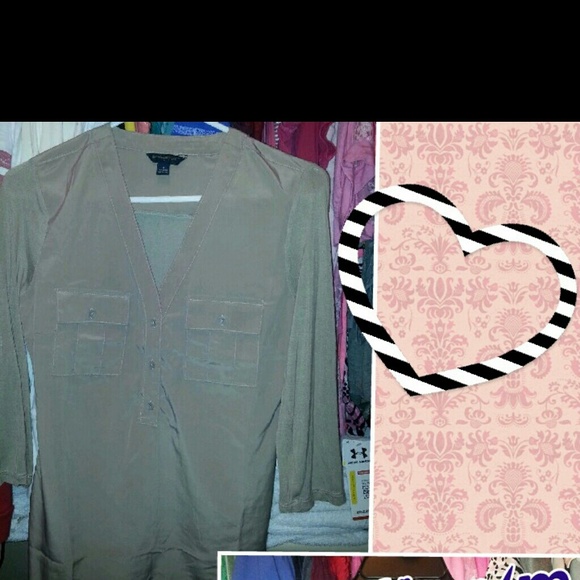 Traded**Banana republic top