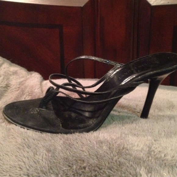 Chriscross strappy thong heel