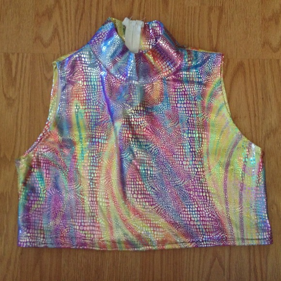 💗SOLD💗✨Holographic infinite space crop top💫