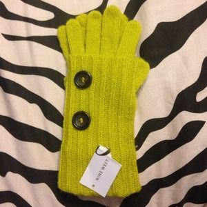Nine West Lime green pointelle gloves