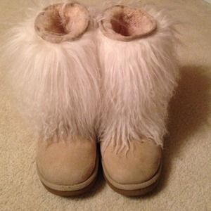 Authentic sheepskin uggs!!
