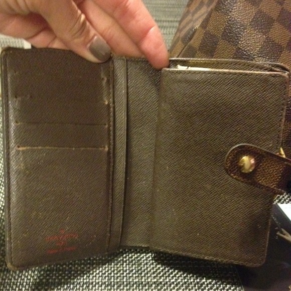 SOLD 🚫🚫🎉🎉Louis Vuitton French Purse Damier - Picture 2 of 4