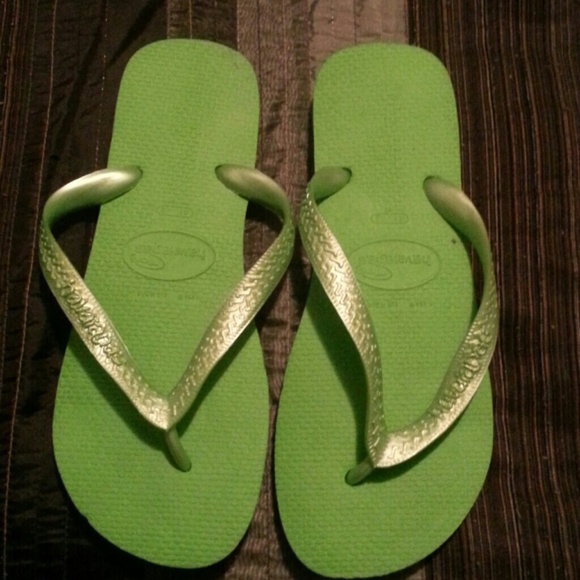 SOLD!!! Haviana flip flops