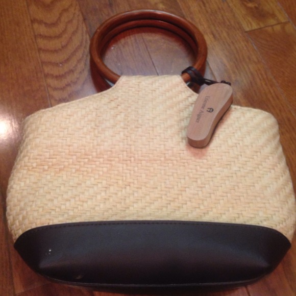 Small etienne aigner straw bag